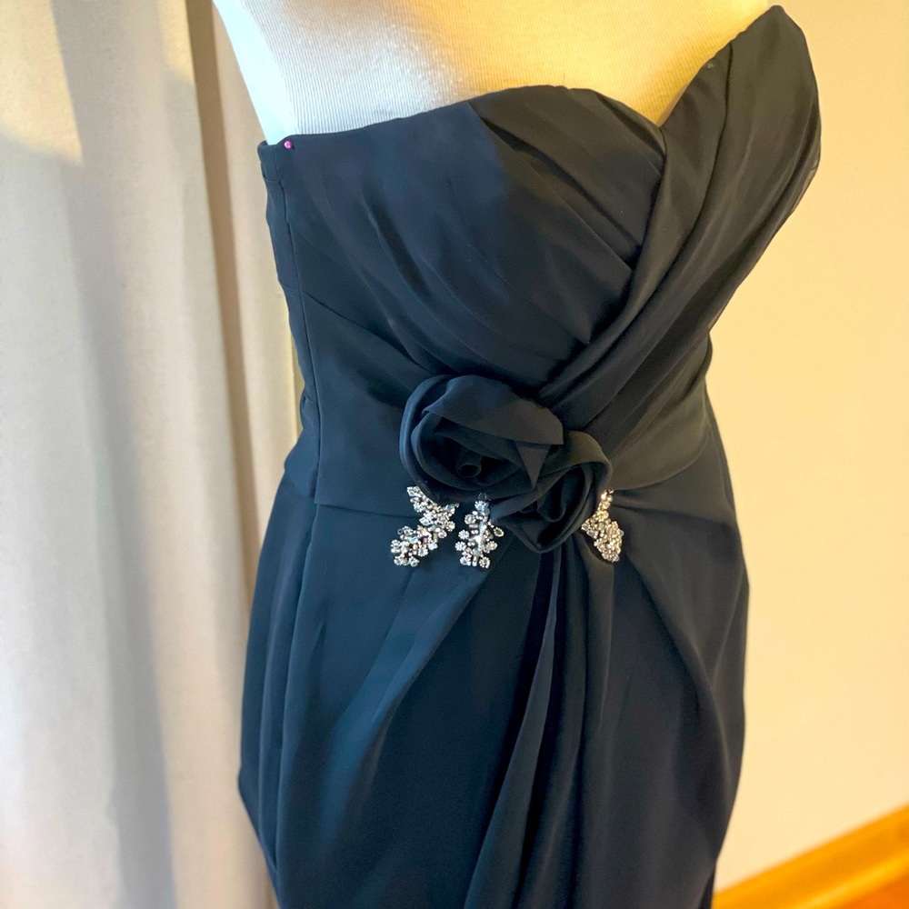 Love by Enzoani black strapless sweetheart formal/bridesmaid dress sz 10